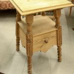 839 3150 LAMP TABLE